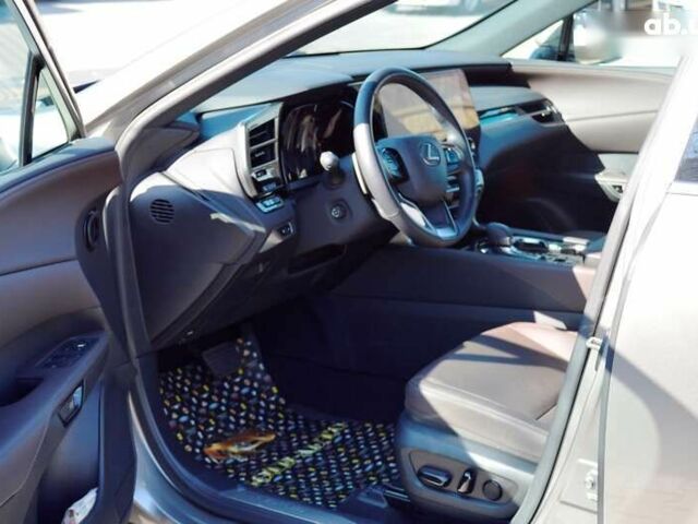 Лексус РХ, объемом двигателя 2.4 л и пробегом 8 тыс. км за 77900 $, фото 18 на Automoto.ua