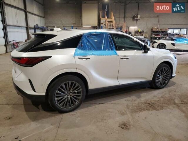 Лексус РХ, объемом двигателя 0 л и пробегом 27 тыс. км за 29208 $, фото 2 на Automoto.ua