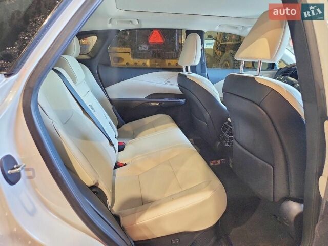 Лексус РХ, об'ємом двигуна 2.5 л та пробігом 51 тис. км за 21000 $, фото 8 на Automoto.ua