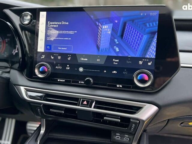 Лексус РХ, об'ємом двигуна 2.4 л та пробігом 2 тис. км за 65900 $, фото 14 на Automoto.ua