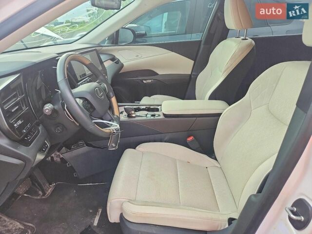 Лексус РХ, об'ємом двигуна 2.5 л та пробігом 51 тис. км за 21000 $, фото 7 на Automoto.ua