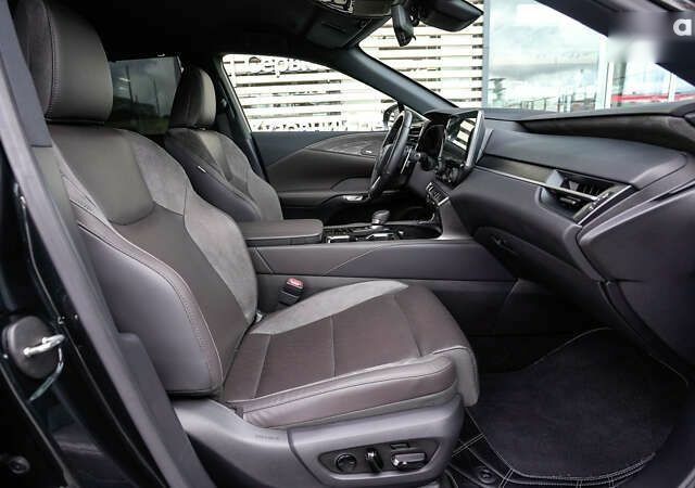 Лексус РХ, об'ємом двигуна 0 л та пробігом 70 тис. км за 85965 $, фото 5 на Automoto.ua