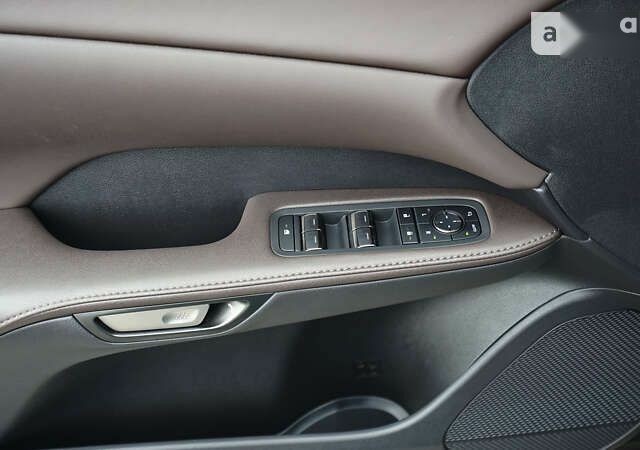 Лексус РХ, объемом двигателя 2.4 л и пробегом 20 тыс. км за 75915 $, фото 14 на Automoto.ua