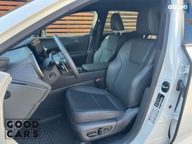 Лексус РХ, объемом двигателя 0 л и пробегом 23 тыс. км за 72000 $, фото 20 на Automoto.ua