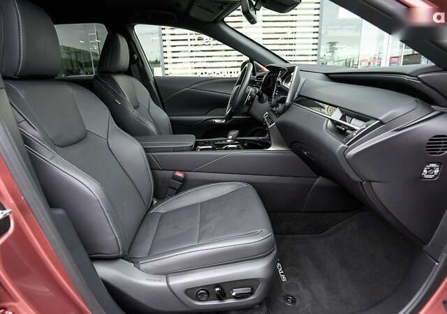 Лексус РХ, объемом двигателя 2.4 л и пробегом 31 тыс. км за 75011 $, фото 6 на Automoto.ua