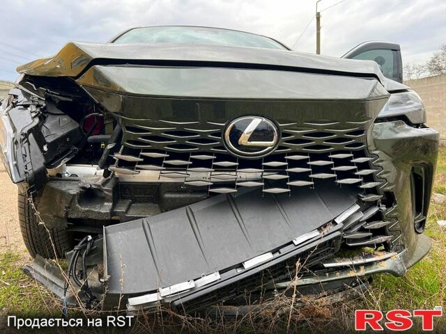 Лексус РХ, объемом двигателя 2.5 л и пробегом 2 тыс. км за 75000 $, фото 3 на Automoto.ua