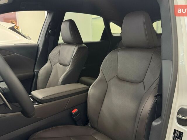 Лексус РХ, объемом двигателя 2.5 л и пробегом 0 тыс. км за 82119 $, фото 9 на Automoto.ua