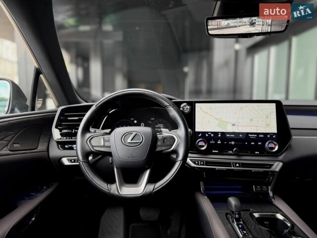 Лексус РХ, об'ємом двигуна 2.5 л та пробігом 6 тис. км за 87800 $, фото 18 на Automoto.ua