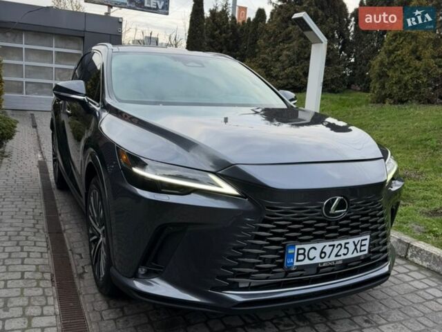 Лексус РХ, объемом двигателя 2.5 л и пробегом 48 тыс. км за 61800 $, фото 2 на Automoto.ua