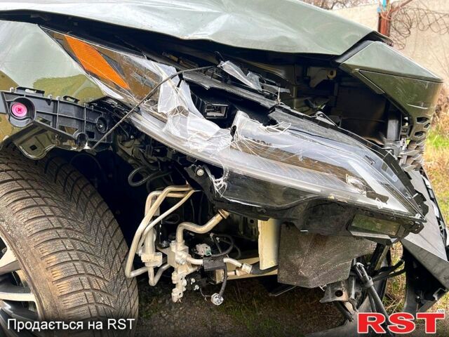 Лексус РХ, объемом двигателя 2.5 л и пробегом 2 тыс. км за 75000 $, фото 9 на Automoto.ua