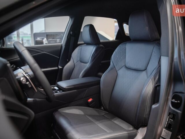 Лексус РХ, об'ємом двигуна 2.4 л та пробігом 0 тис. км за 80004 $, фото 14 на Automoto.ua
