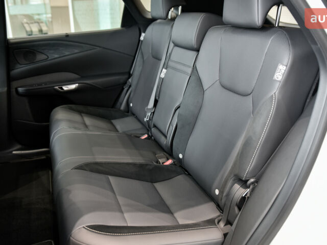 Лексус РХ, об'ємом двигуна 2.4 л та пробігом 0 тис. км за 83798 $, фото 16 на Automoto.ua