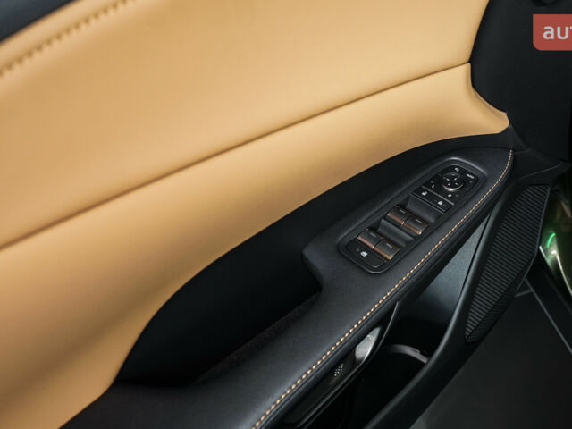 Лексус РХ, объемом двигателя 2.5 л и пробегом 0 тыс. км за 84889 $, фото 16 на Automoto.ua