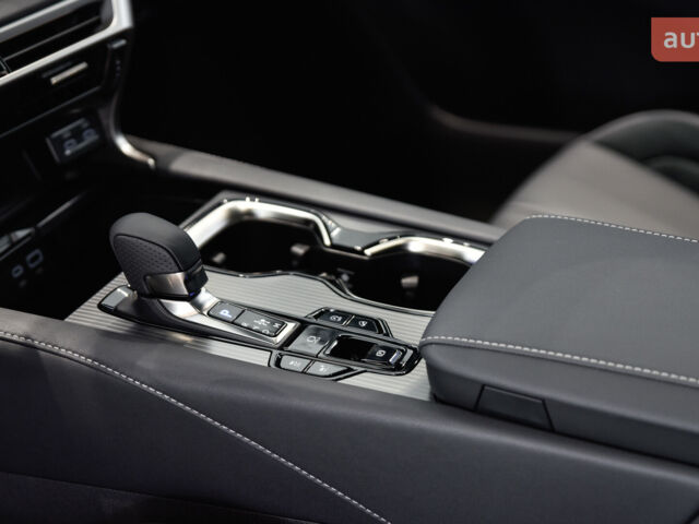 Лексус РХ, об'ємом двигуна 2.4 л та пробігом 0 тис. км за 83798 $, фото 17 на Automoto.ua