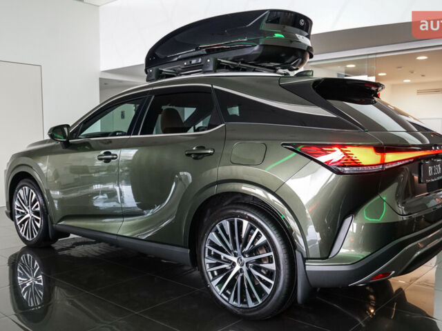 Лексус РХ, объемом двигателя 2.5 л и пробегом 0 тыс. км за 80514 $, фото 5 на Automoto.ua