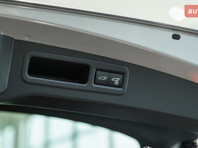 Лексус РХ, объемом двигателя 2.5 л и пробегом 0 тыс. км за 86843 $, фото 19 на Automoto.ua