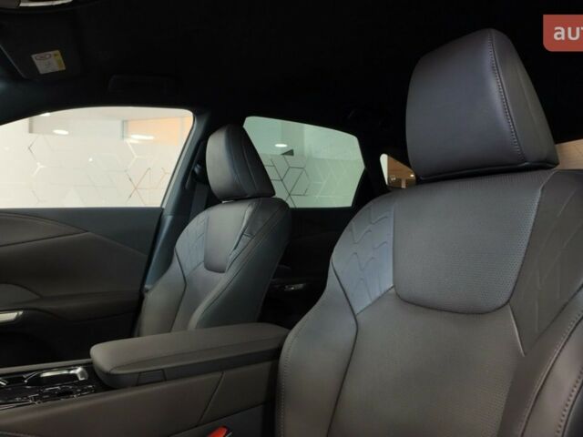 Лексус РХ, объемом двигателя 2.4 л и пробегом 0 тыс. км за 73359 $, фото 15 на Automoto.ua