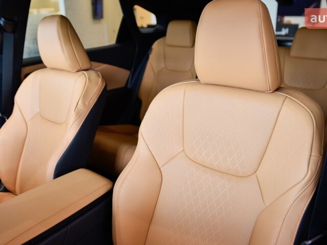 Лексус РХ, объемом двигателя 2.5 л и пробегом 0 тыс. км за 83061 $, фото 14 на Automoto.ua