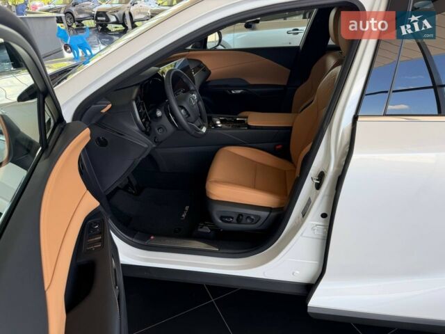 Лексус РХ, объемом двигателя 2.4 л и пробегом 0 тыс. км за 79615 $, фото 4 на Automoto.ua