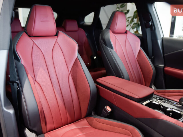 Лексус РХ, объемом двигателя 2.4 л и пробегом 0 тыс. км за 87644 $, фото 4 на Automoto.ua