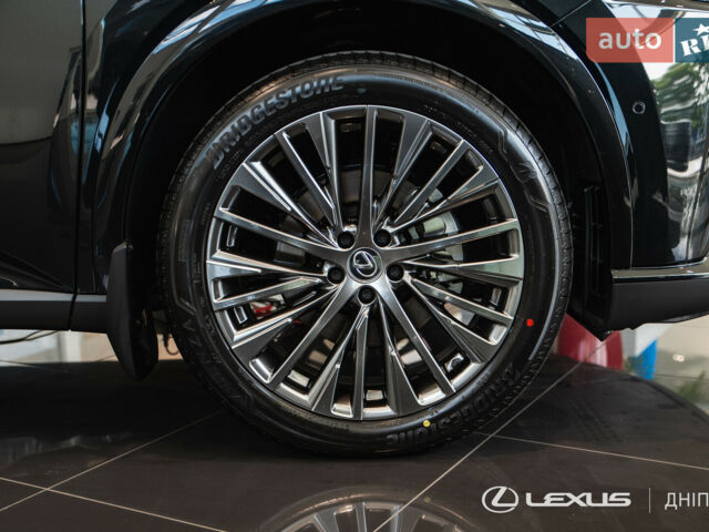 Лексус РХ, объемом двигателя 2.5 л и пробегом 0 тыс. км за 97803 $, фото 5 на Automoto.ua
