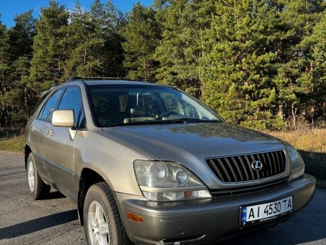 Жовтий Лексус РХ, об'ємом двигуна 3 л та пробігом 3 тис. км за 5500 $, фото 3 на Automoto.ua