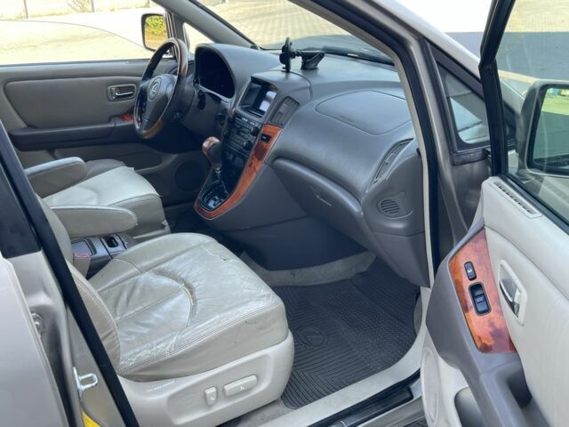 Жовтий Лексус РХ, об'ємом двигуна 3 л та пробігом 286 тис. км за 3300 $, фото 15 на Automoto.ua