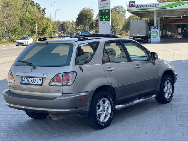 Жовтий Лексус РХ, об'ємом двигуна 3 л та пробігом 286 тис. км за 3300 $, фото 5 на Automoto.ua