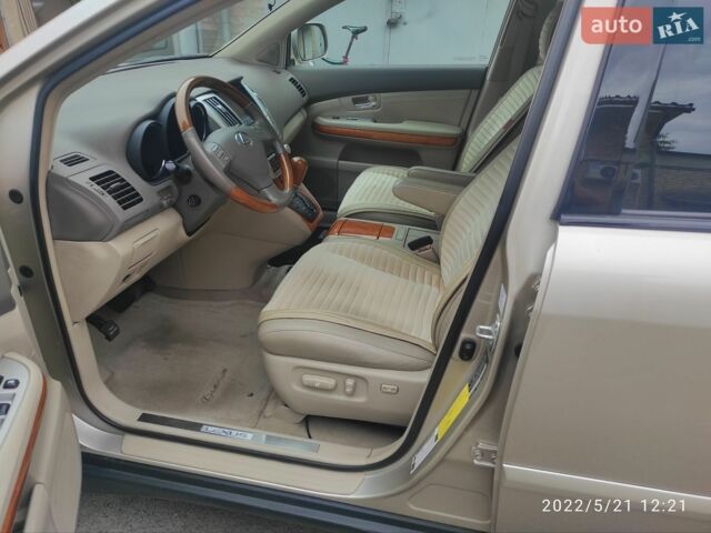 Желтый Лексус РХ, объемом двигателя 3.46 л и пробегом 163 тыс. км за 12800 $, фото 11 на Automoto.ua