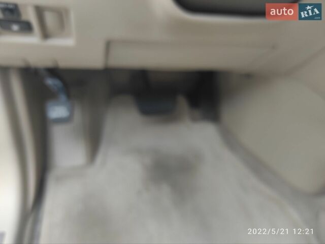 Желтый Лексус РХ, объемом двигателя 3.46 л и пробегом 163 тыс. км за 12800 $, фото 12 на Automoto.ua