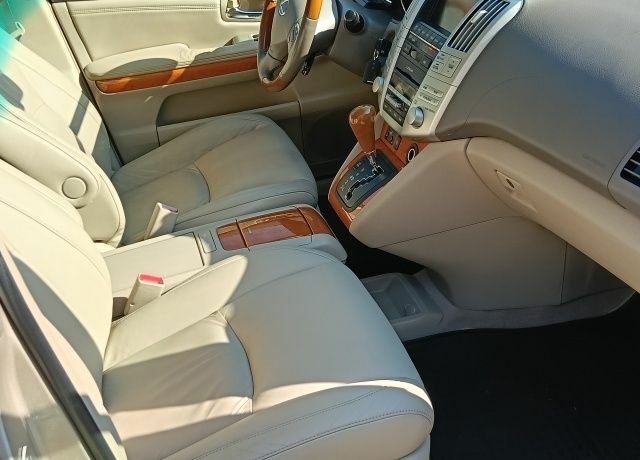 Желтый Лексус РХ, объемом двигателя 3.5 л и пробегом 170 тыс. км за 13539 $, фото 10 на Automoto.ua