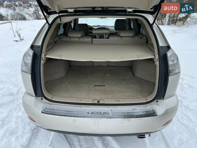 Желтый Лексус РХ, объемом двигателя 3.46 л и пробегом 160 тыс. км за 11300 $, фото 19 на Automoto.ua