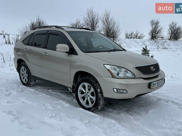 Желтый Лексус РХ, объемом двигателя 3.46 л и пробегом 160 тыс. км за 11300 $, фото 2 на Automoto.ua