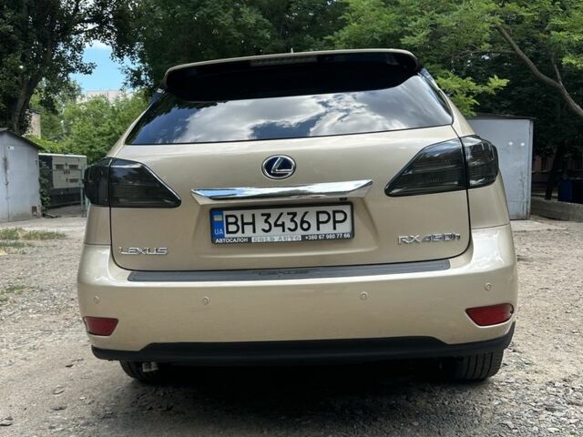 Желтый Лексус РХ, объемом двигателя 3.5 л и пробегом 315 тыс. км за 14677 $, фото 3 на Automoto.ua