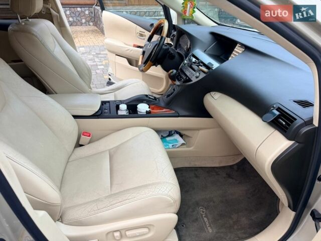Желтый Лексус РХ, объемом двигателя 3.46 л и пробегом 310 тыс. км за 14950 $, фото 24 на Automoto.ua