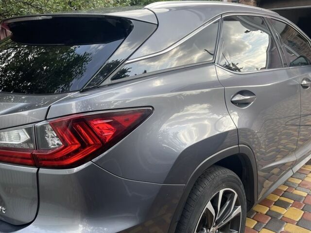 Сірий Лексус РХ, об'ємом двигуна 2 л та пробігом 157 тис. км за 32000 $, фото 1 на Automoto.ua