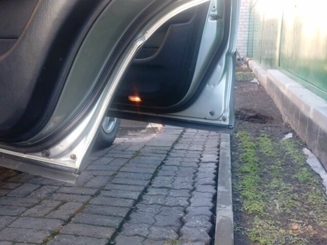 Сірий Лексус РХ, об'ємом двигуна 3 л та пробігом 400 тис. км за 5000 $, фото 5 на Automoto.ua