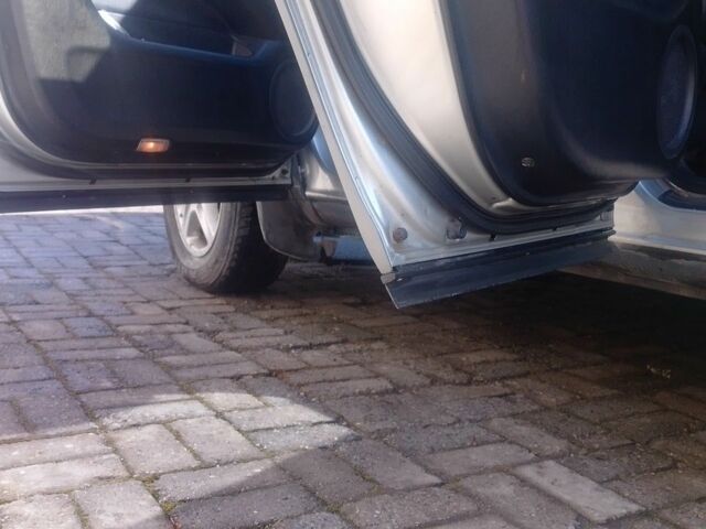 Сірий Лексус РХ, об'ємом двигуна 3 л та пробігом 400 тис. км за 5000 $, фото 4 на Automoto.ua