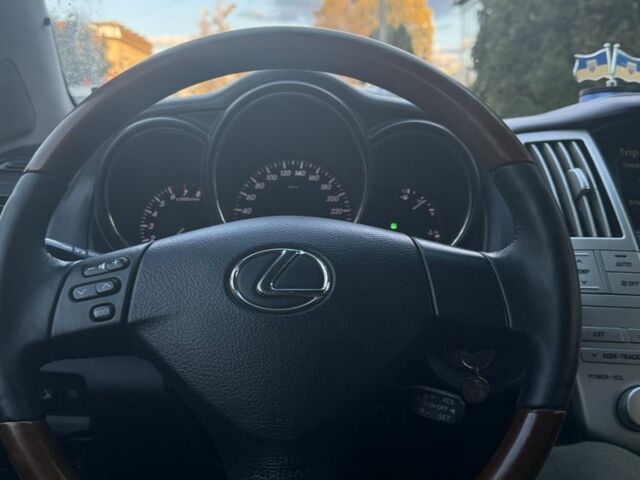 Серый Лексус РХ, объемом двигателя 3 л и пробегом 281 тыс. км за 4600 $, фото 5 на Automoto.ua