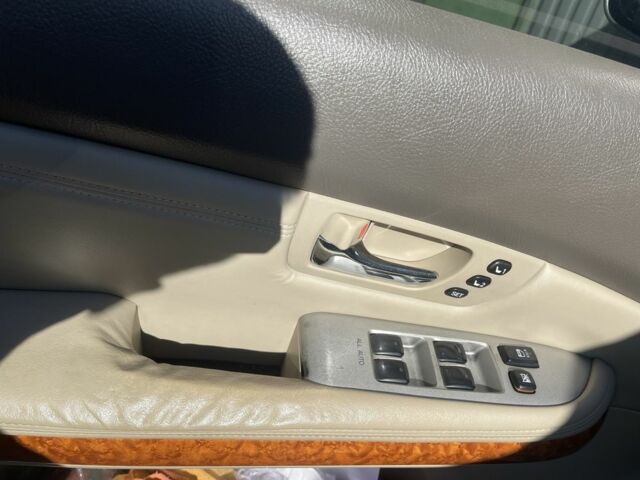 Сірий Лексус РХ, об'ємом двигуна 3.5 л та пробігом 269 тис. км за 10000 $, фото 6 на Automoto.ua