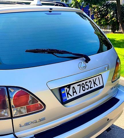 Сірий Лексус РХ, об'ємом двигуна 3 л та пробігом 365 тис. км за 7100 $, фото 4 на Automoto.ua