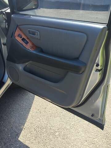 Серый Лексус РХ, объемом двигателя 3 л и пробегом 365 тыс. км за 7150 $, фото 11 на Automoto.ua