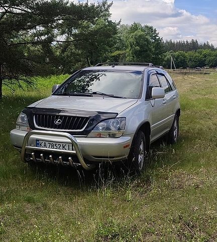 Серый Лексус РХ, объемом двигателя 3 л и пробегом 365 тыс. км за 5900 $, фото 13 на Automoto.ua