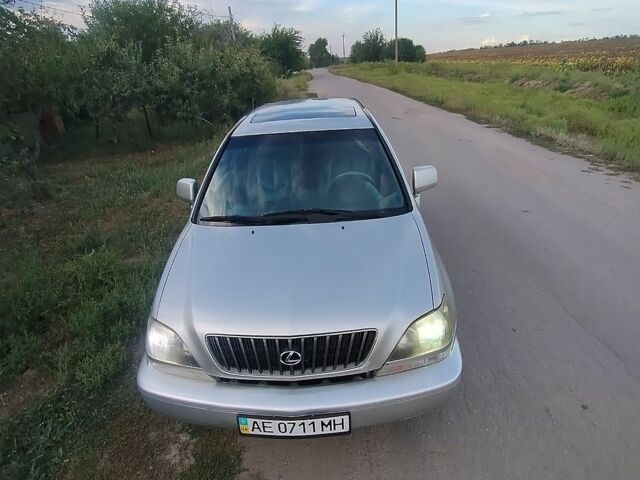 Серый Лексус РХ, объемом двигателя 3 л и пробегом 344 тыс. км за 5600 $, фото 5 на Automoto.ua