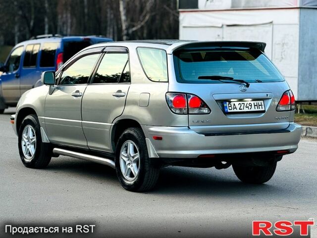 Лексус РХ 2000 в Кропивницком (Кировограде) на Automoto.ua Серый Лексус РХ, объемом двигателя 3 л и пробегом 280 тыс. км за 6800 $, фото 2 на Automoto.ua