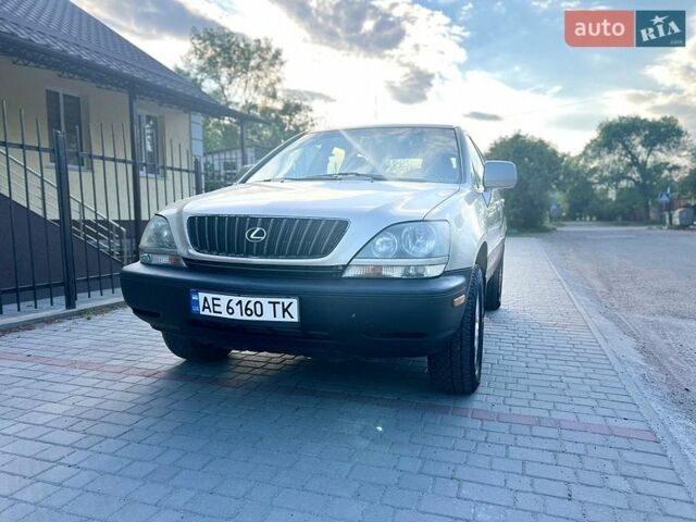 Серый Лексус РХ, объемом двигателя 3 л и пробегом 275 тыс. км за 4900 $, фото 7 на Automoto.ua
