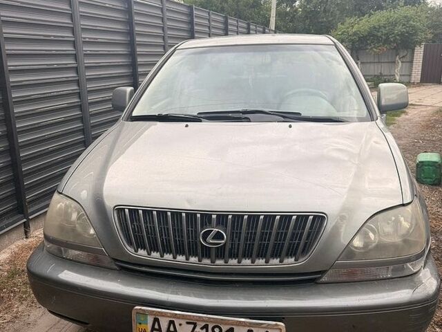 Сірий Лексус РХ, об'ємом двигуна 3 л та пробігом 294 тис. км за 3200 $, фото 2 на Automoto.ua