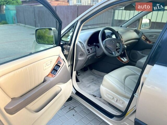 Серый Лексус РХ, объемом двигателя 3 л и пробегом 275 тыс. км за 4900 $, фото 9 на Automoto.ua