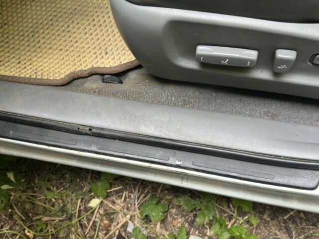 Сірий Лексус РХ, об'ємом двигуна 3 л та пробігом 240 тис. км за 4700 $, фото 3 на Automoto.ua