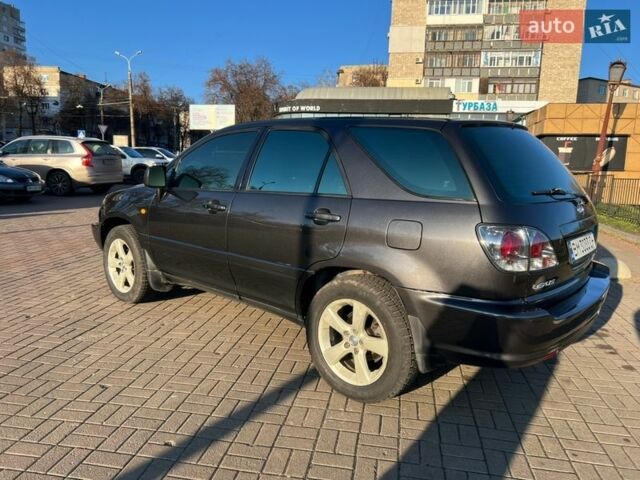 Серый Лексус РХ, объемом двигателя 3 л и пробегом 375 тыс. км за 7000 $, фото 6 на Automoto.ua